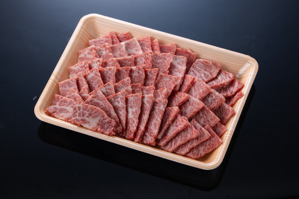 鳥取県産　黒毛和牛　三角バラ焼肉用（700g）