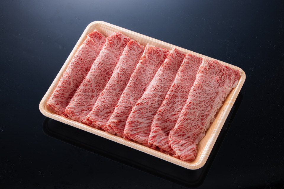 鳥取県産　黒毛和牛　牛肩ロースすき焼き（1kg）