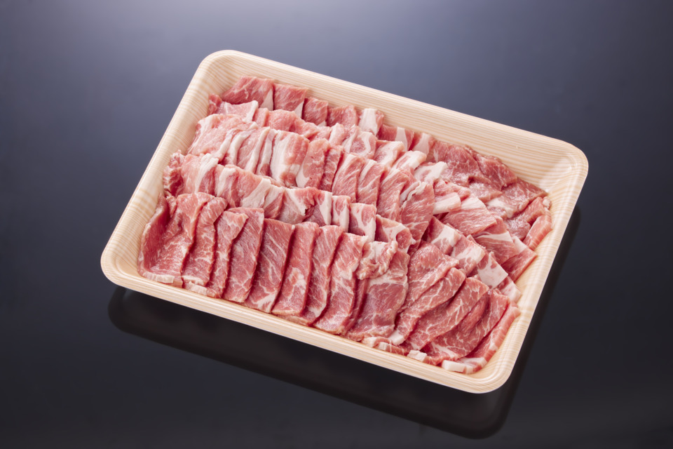 鳥取県産　豚肩ロース焼肉(800g)