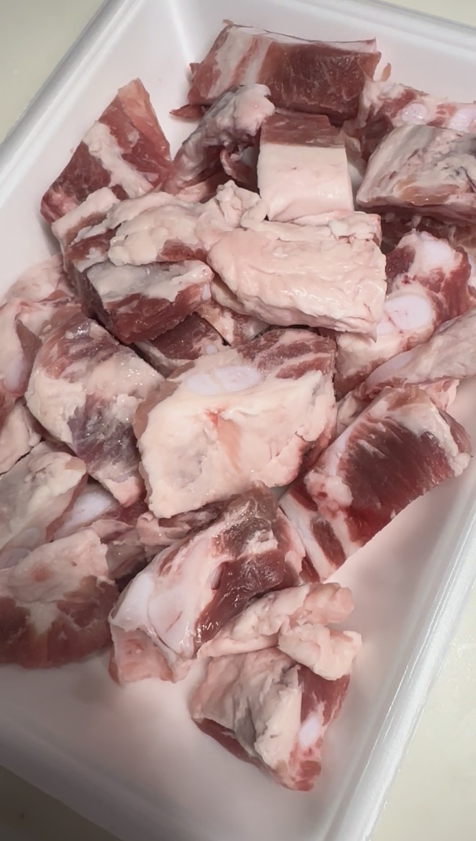 ⑮（冷凍）国産豚軟骨（500g)